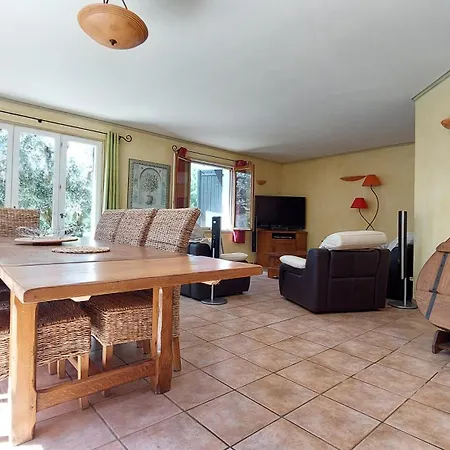 La Maison Angelvin Villa *